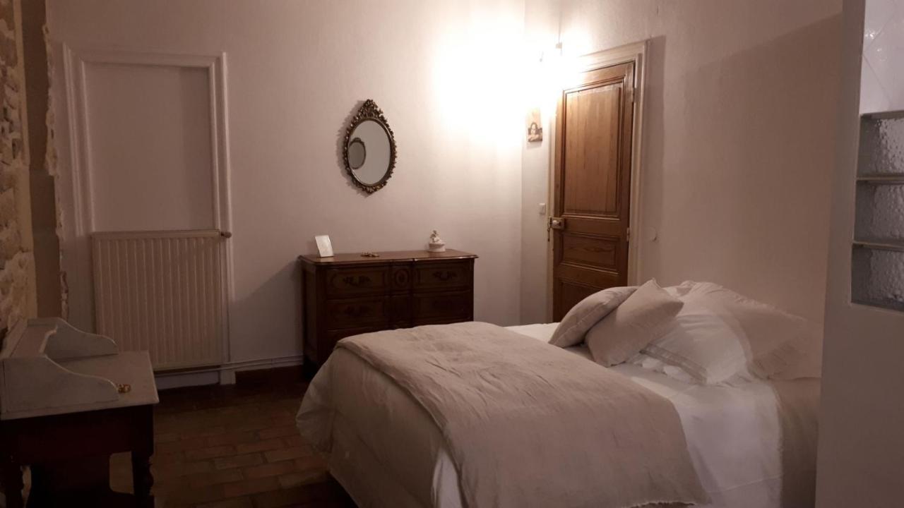 La Demeure Bed And Breakfast Aubais Exteriör bild