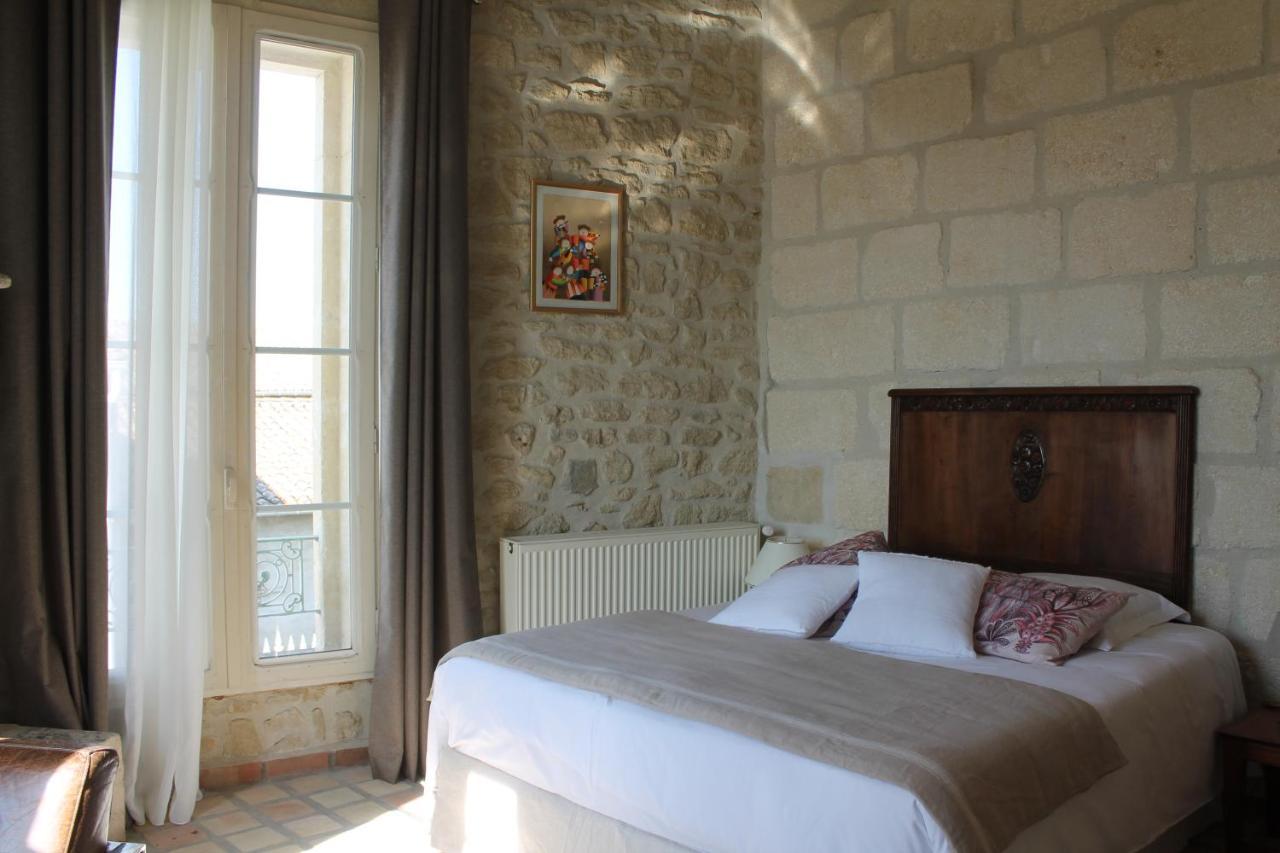 La Demeure Bed And Breakfast Aubais Exteriör bild